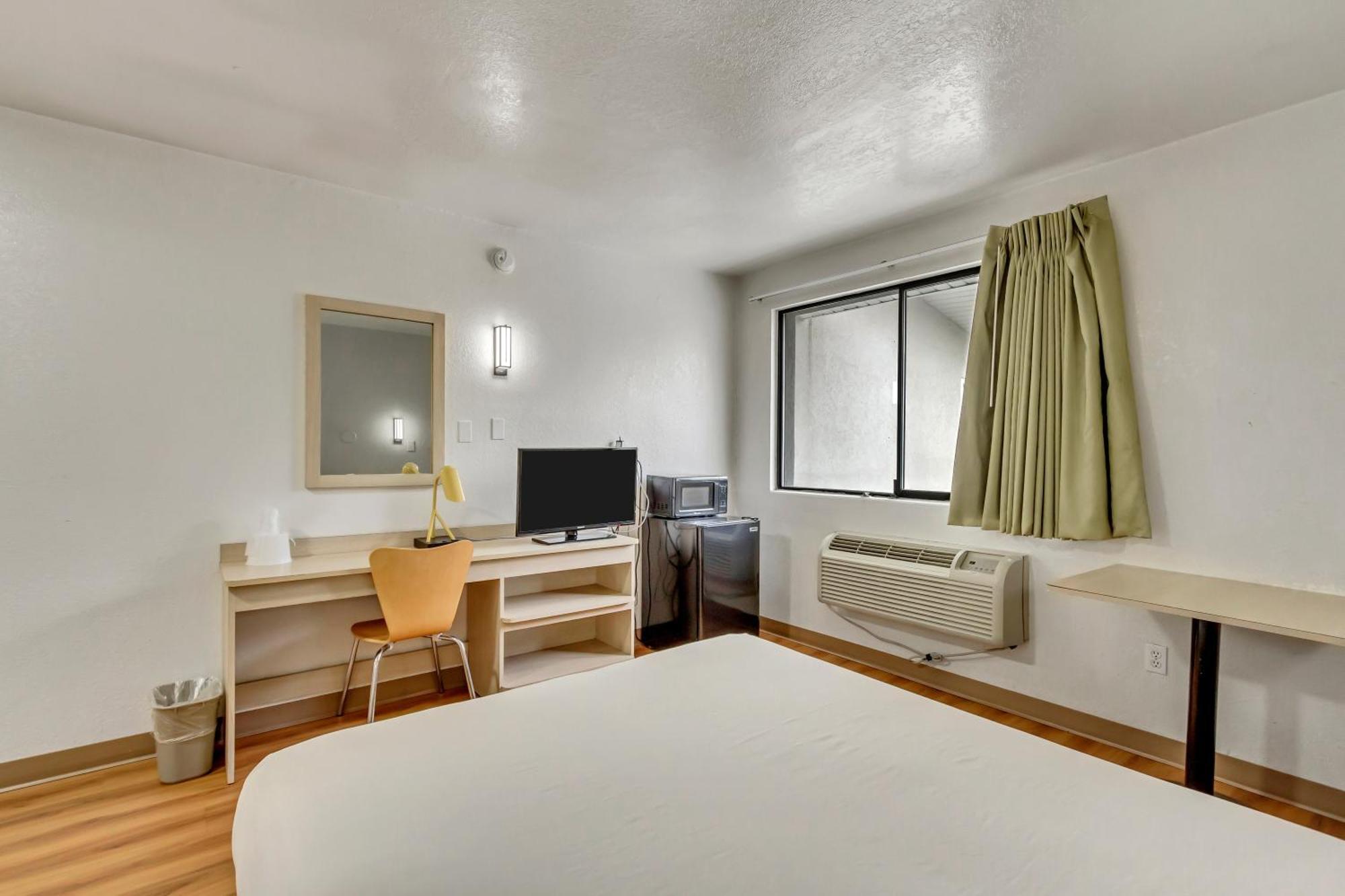 Motel 6 Ogden, Ut- Downtown מראה חיצוני תמונה