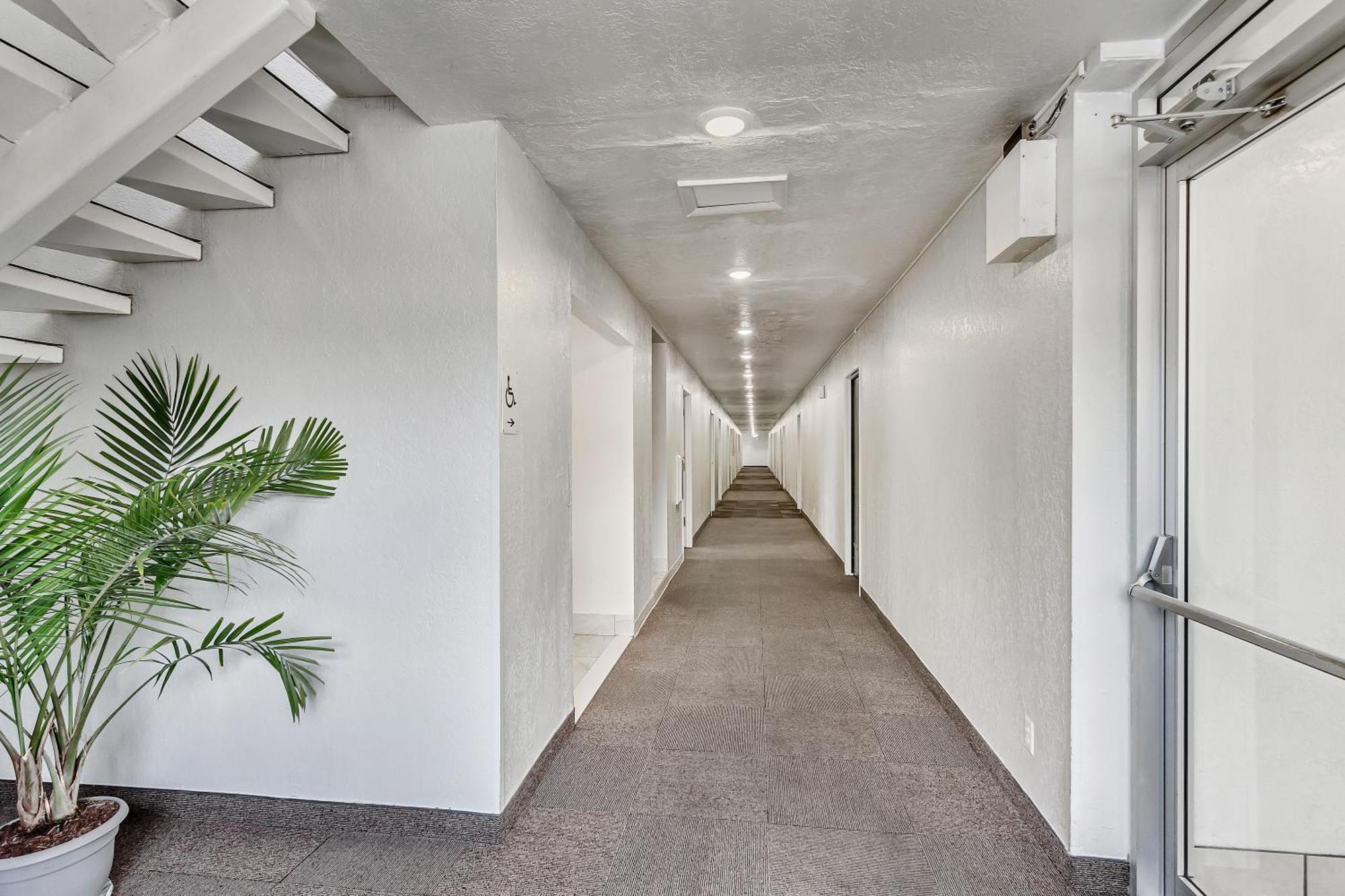 Motel 6 Ogden, Ut- Downtown מראה חיצוני תמונה