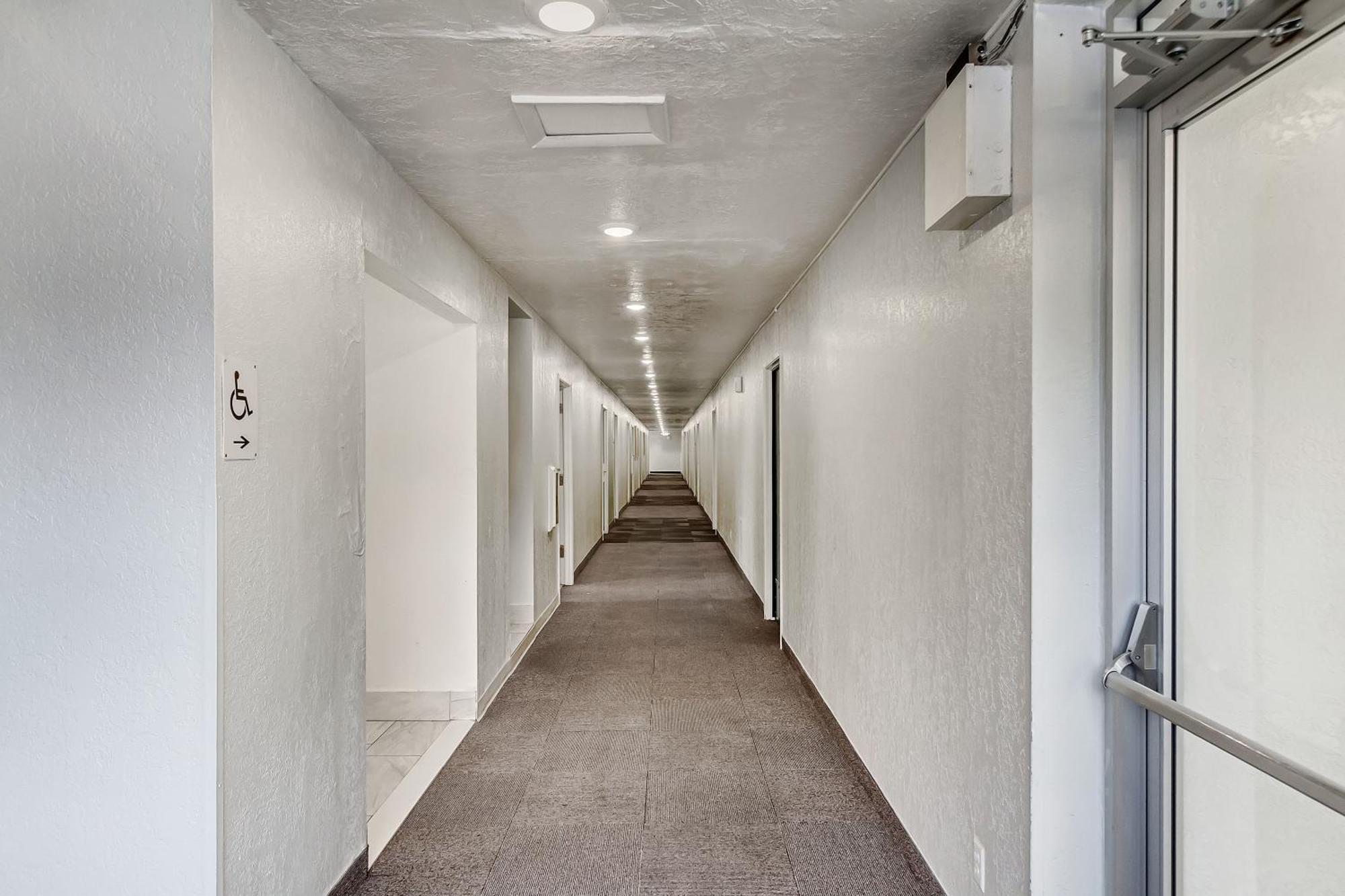 Motel 6 Ogden, Ut- Downtown מראה חיצוני תמונה